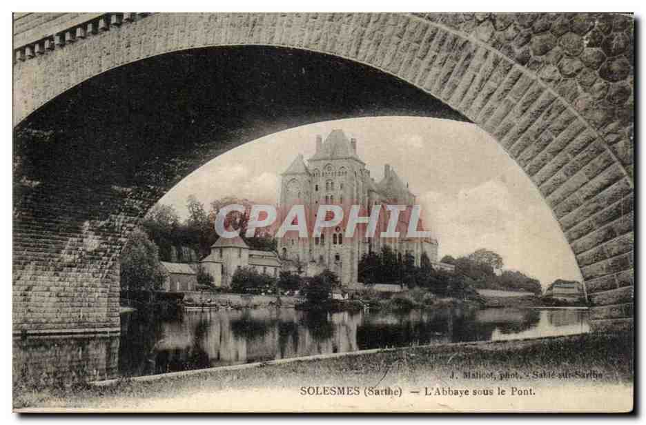 Solesmes CPA Abbaye sous le pont