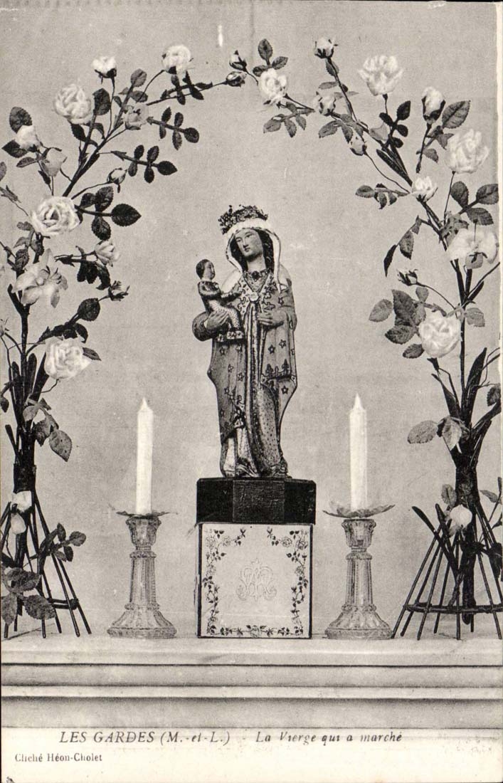 Les Gardes - La Vierge que a marche - CPA 
