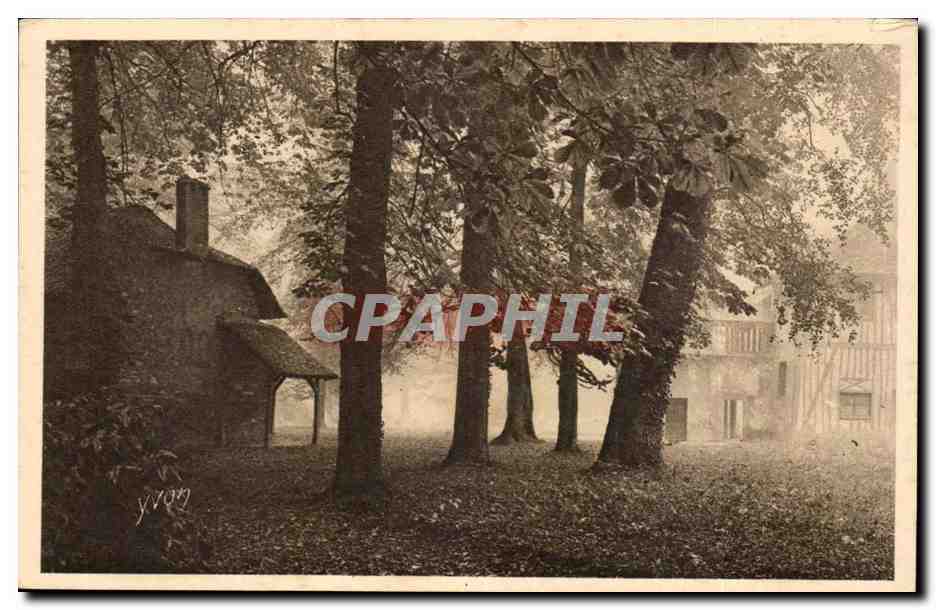 Versailles - Matin d'Automne au Hameau de Marie Antoinette - A fall morning in the hamlet - CPA 