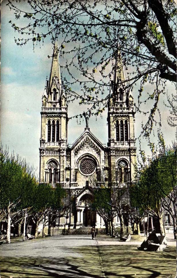 Saint Chamond - Eglise Notre Dame - Place de la Liberte - CPA 