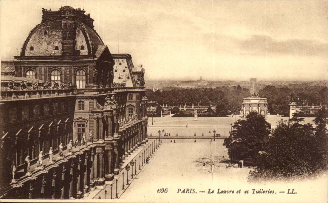 Paris CPA Le Louvre et les Tuileries