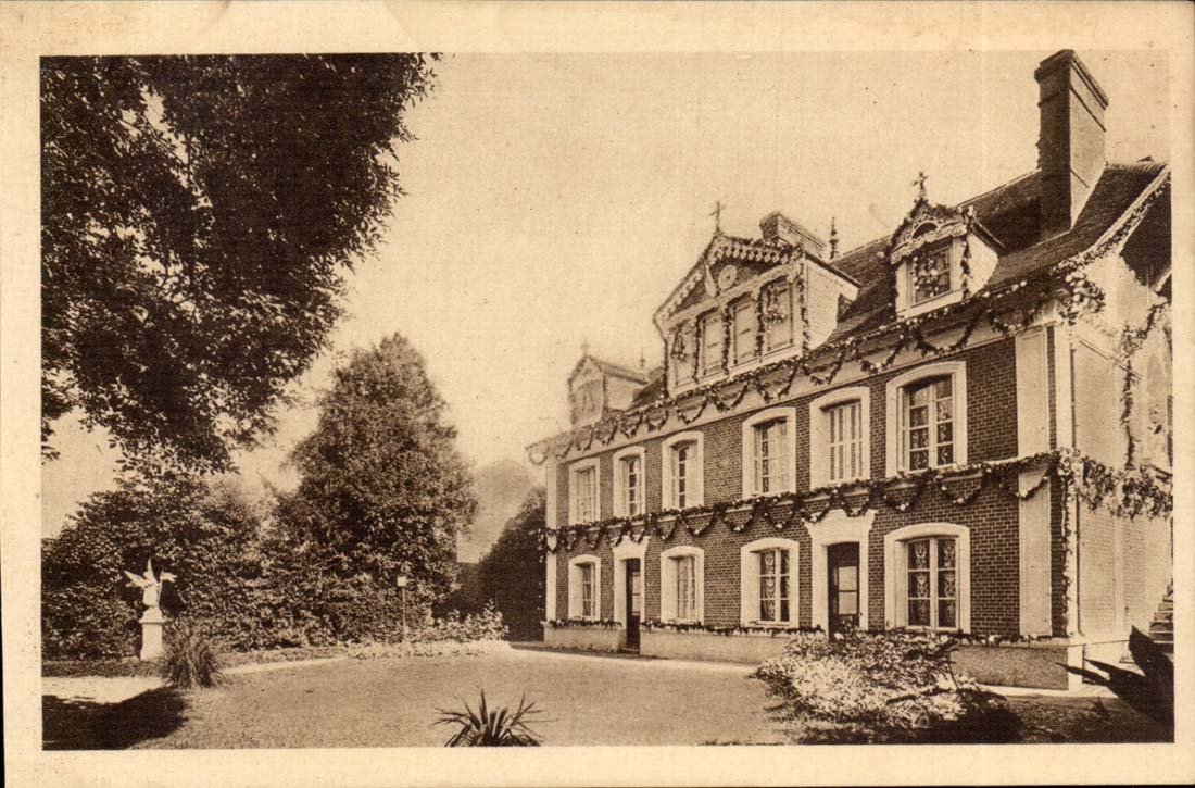 CPA Les Buissonnets la maison decoree pour les fetes de la canonisation