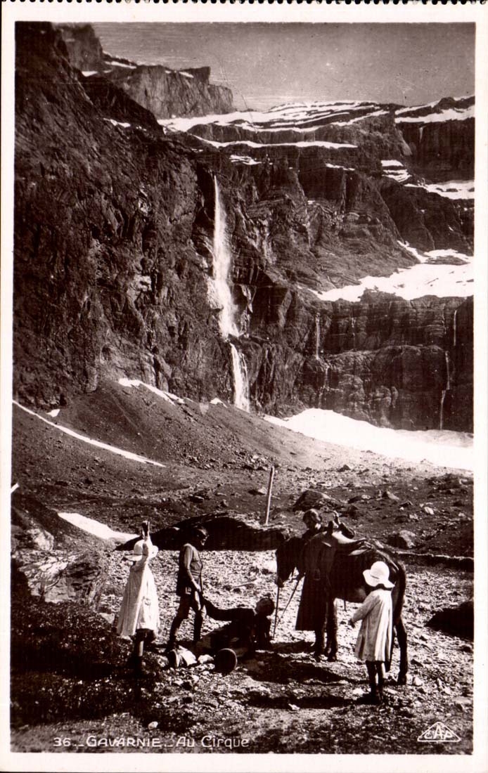 Gavarnie CPA Au cirque (ane donkey)