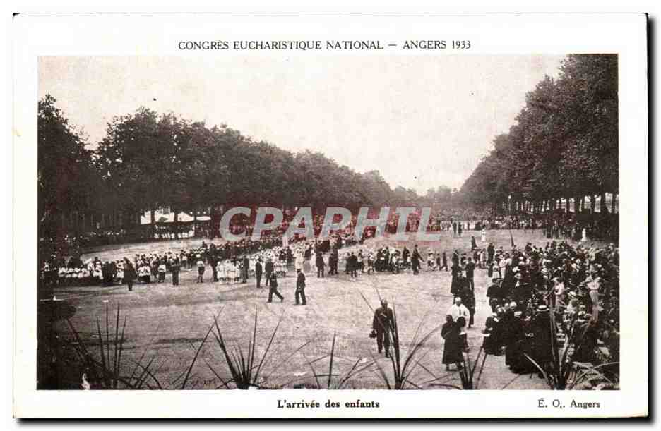 CPA Congres eucharistique national Angers 1933 L'arrivee des enfants