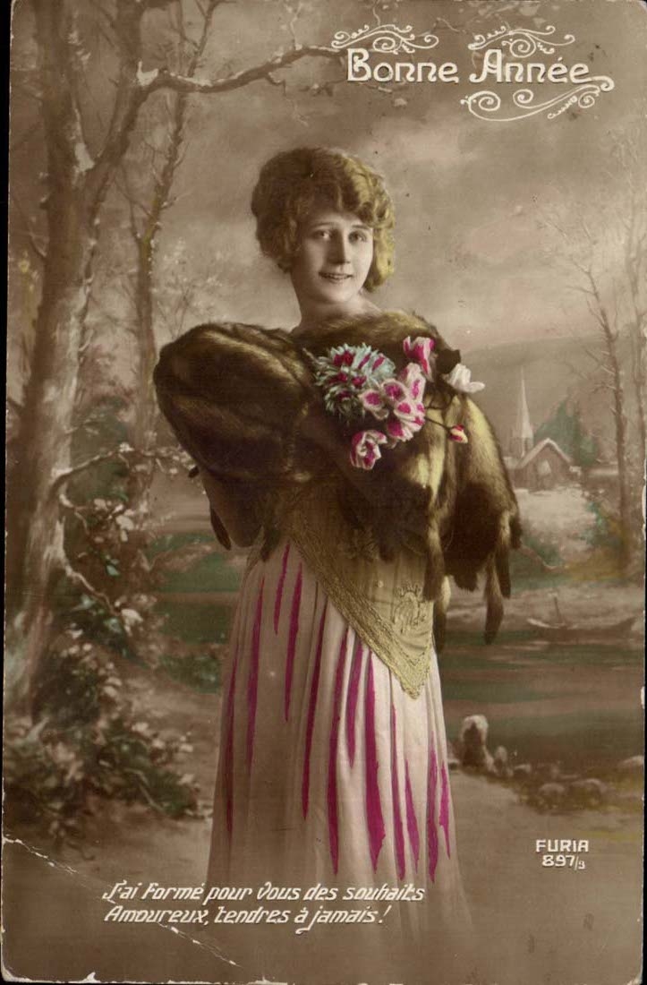 Femme en fourrure tenant un bouquet — Bonne Année — Furia 897