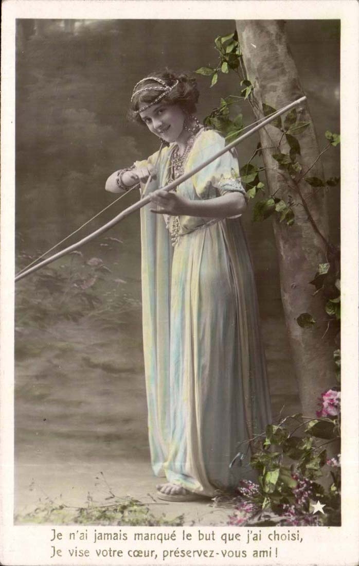 Nunca he fallado el blanco que he elegido — joven mujer con vestido largo sosteniendo un arco — editor VBC, serie N. 3471