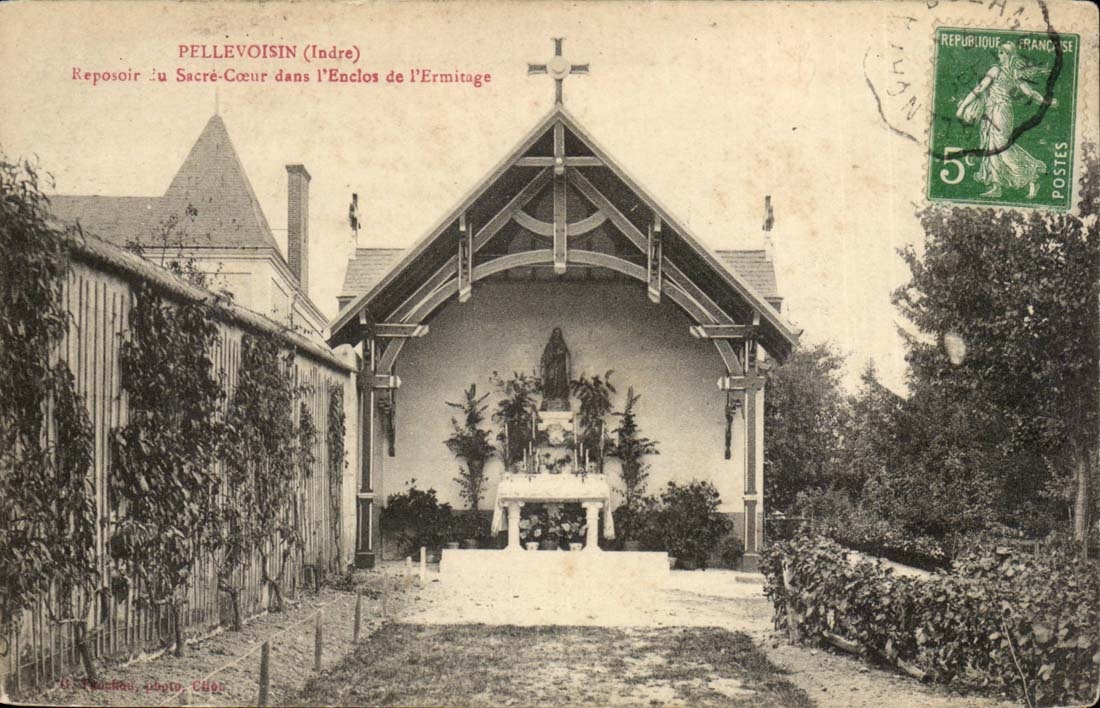 Pellevoisin CPA Reposoir du SAcr Coeur dans l'enclos de l'ermitage