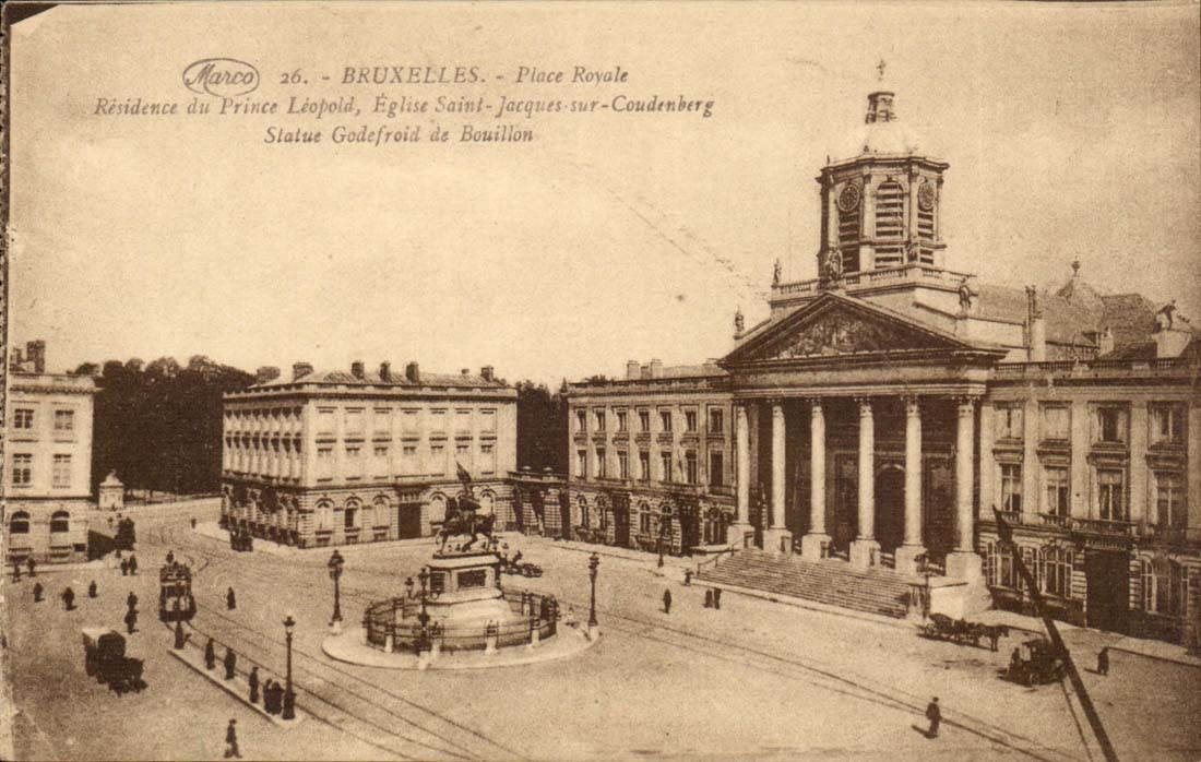 Belgique CPA Bruxelles Place royale Residence du prince Leopold Eglise Saint Jacques sur Coudenberg statue Godefroid 
