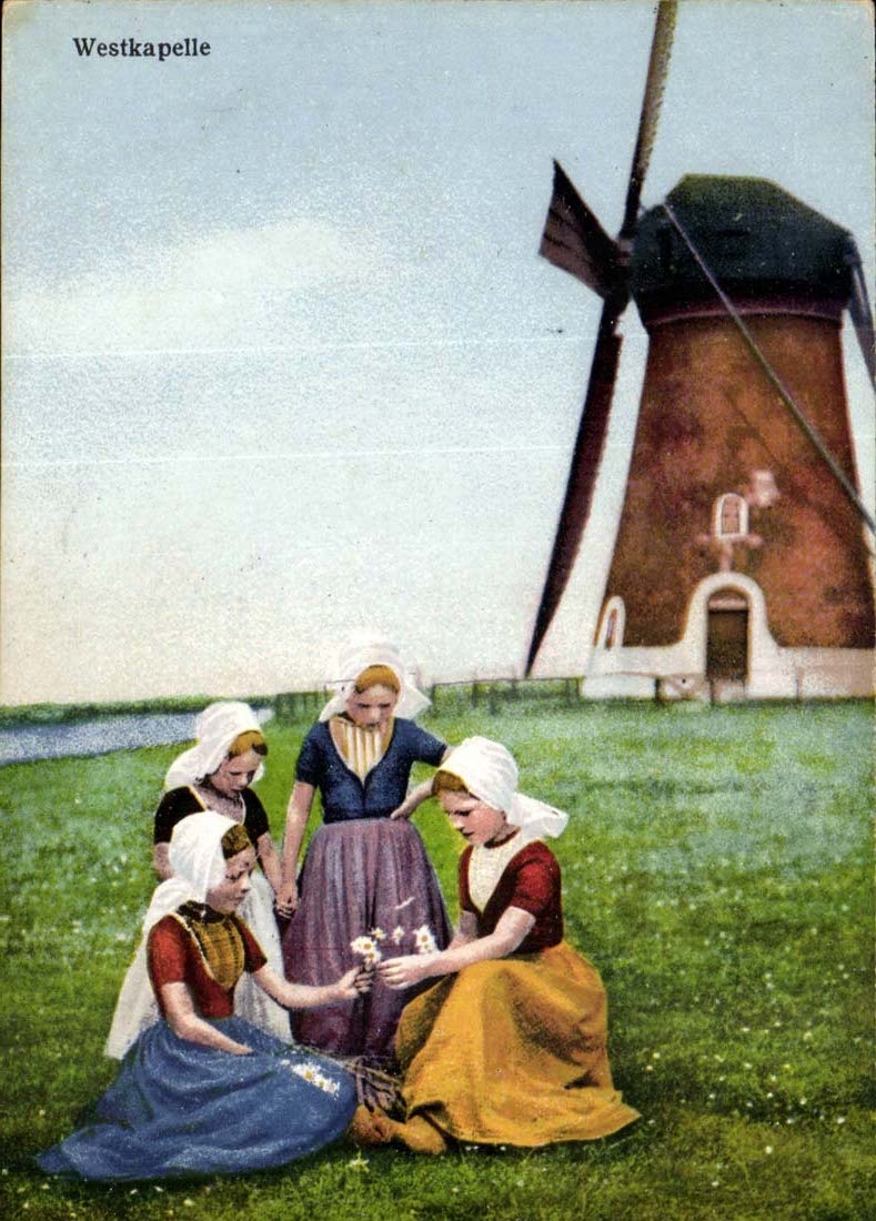 Pays Pas Netherlands Westkapelle (folklore costumes moulin mill)