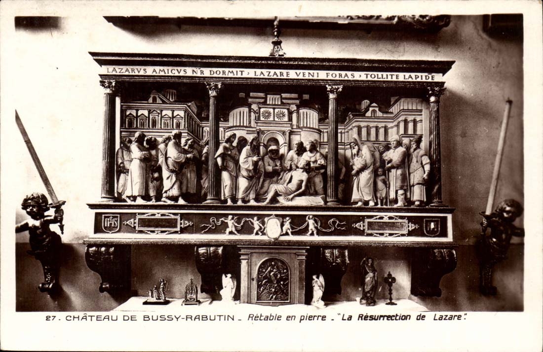 CPA Chateau de Bussy Rabutin Retable en pierre La resurrection de LAzare