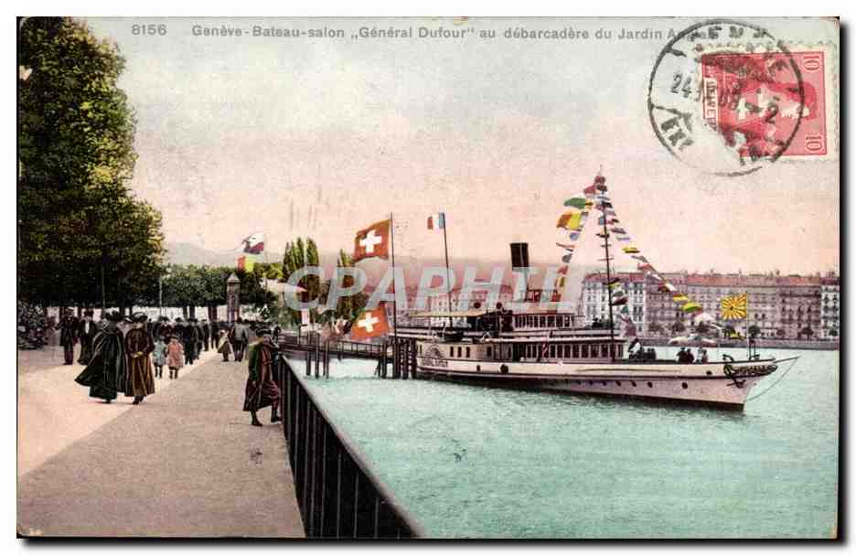 Suisse Geneve CPA Bateau SAlon General Dufour au debarcadere du jardin Anglais