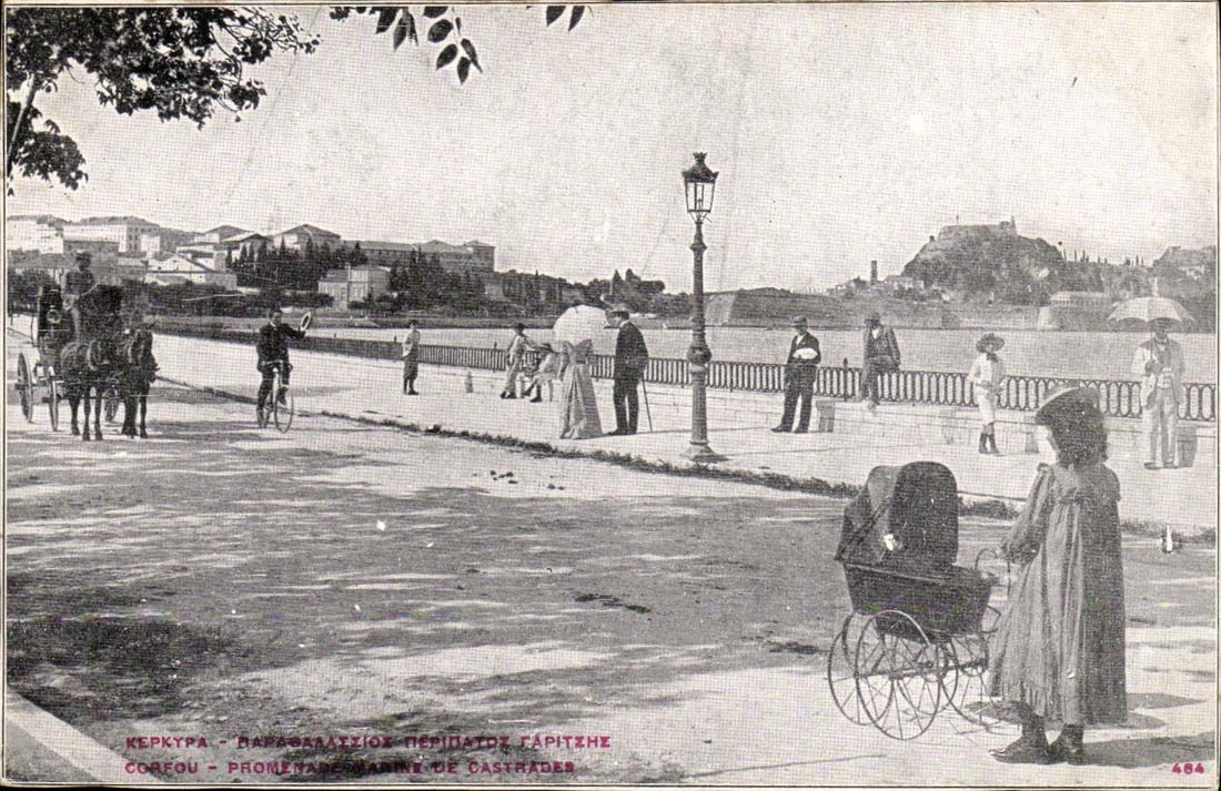 Corfou CPA Promenade marine de CAstrades Greece Grece