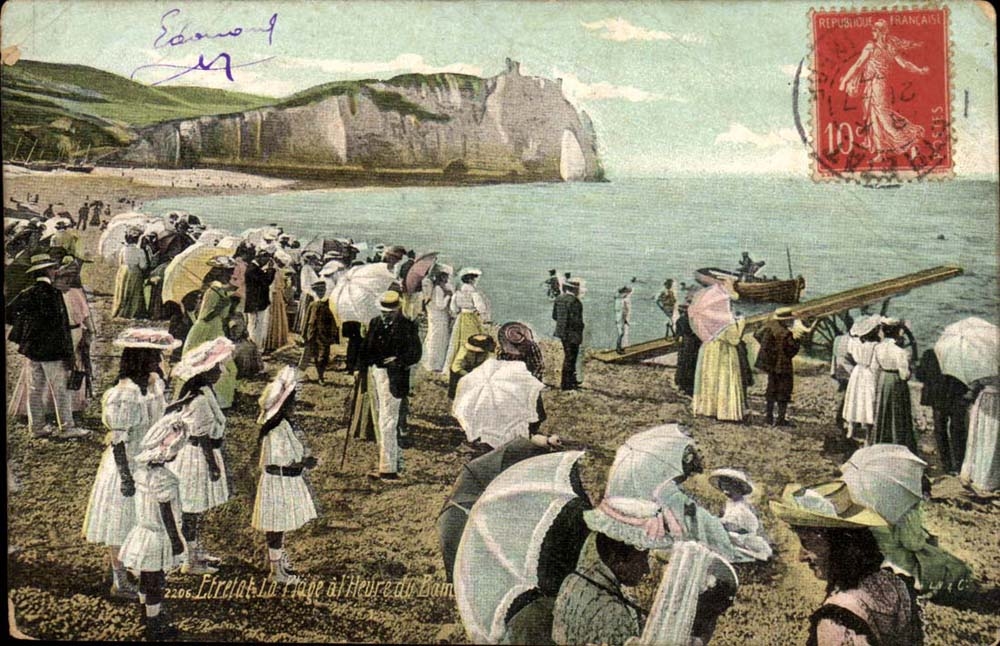 Etretat CPA La plage a l'heure du bain