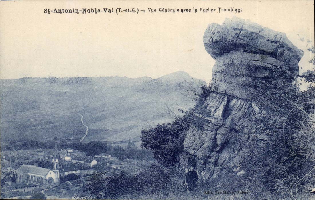 St Antonin Noble Val CPA Vue generale avec le rocher Tremblant