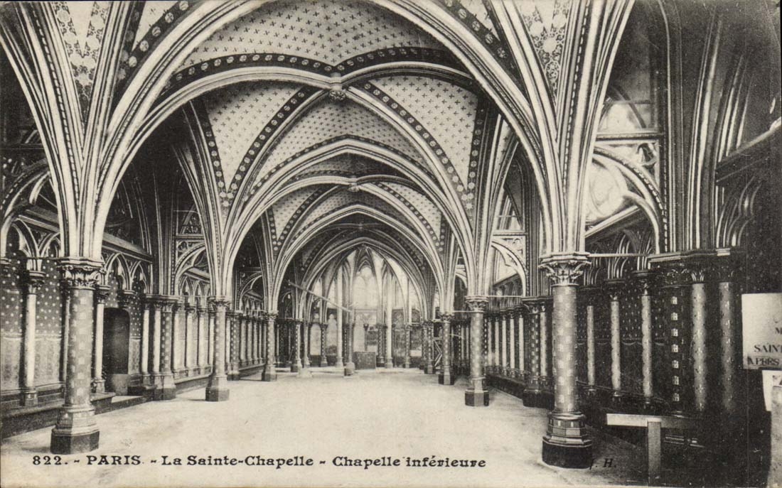 Paris (1er) CPA La Sainte Chapelle Chapelle interieure