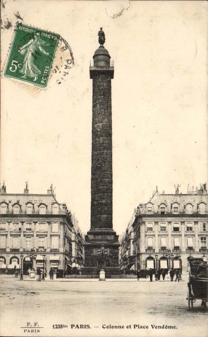Paris CPA Colonne et place Vendome