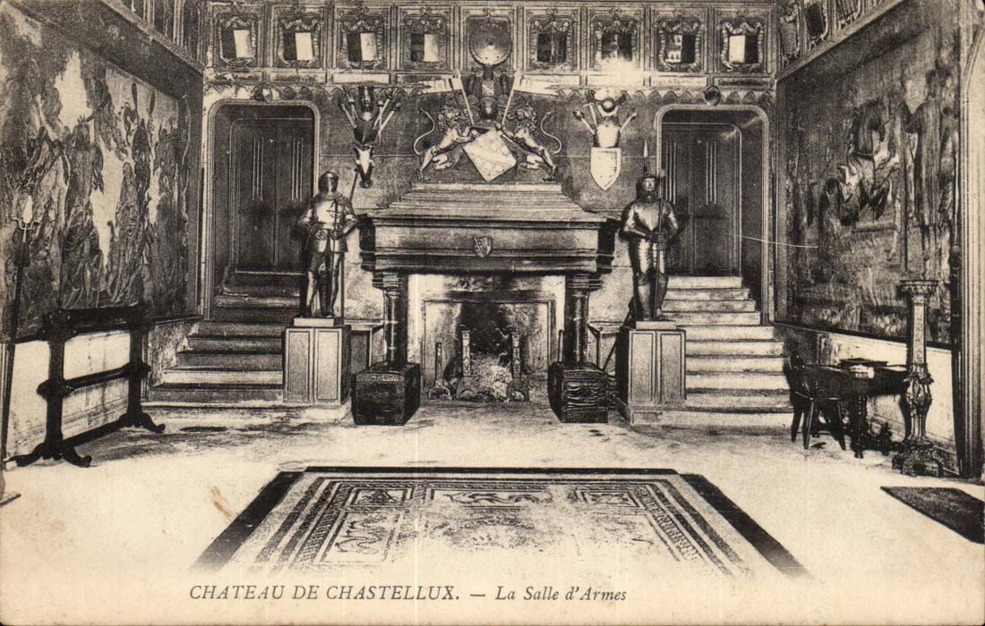 Chateau de Chastellux CPA La salle d'armes