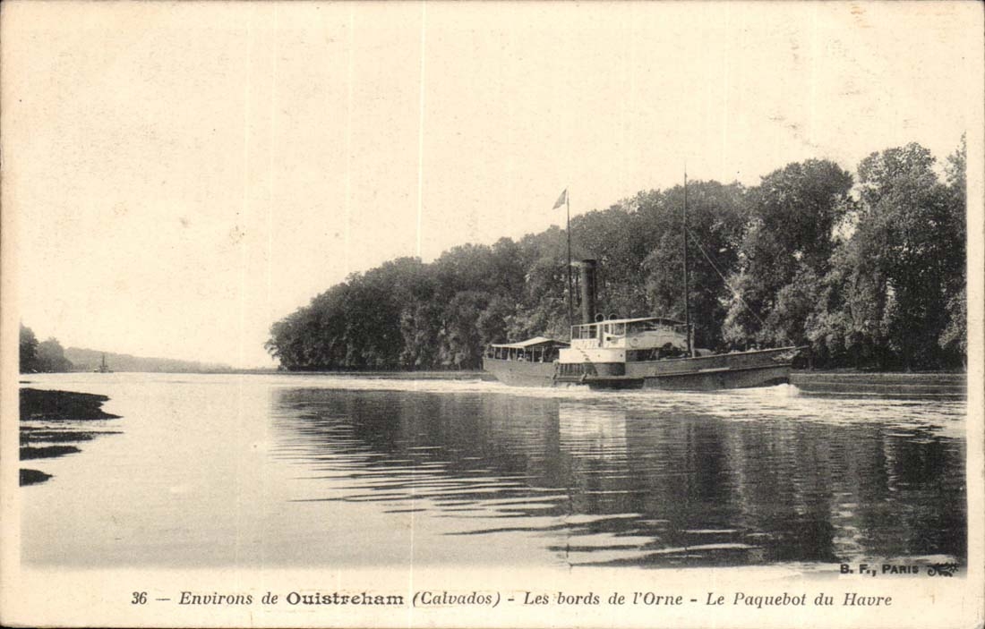CPA Environs de Ouistreham CPA Les bords de l'Orne Le paquebot du Havre