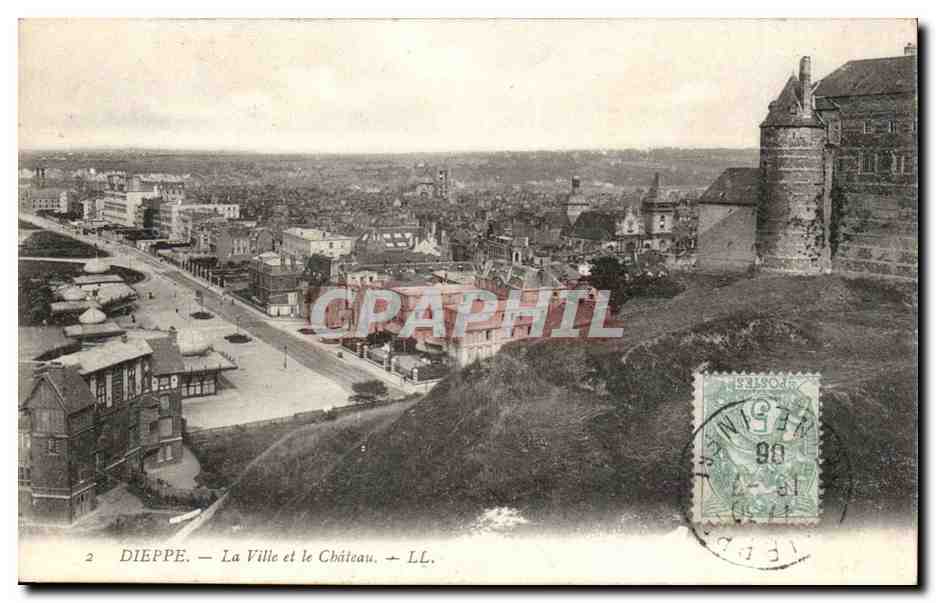 Dieppe CPA La ville et la chateau