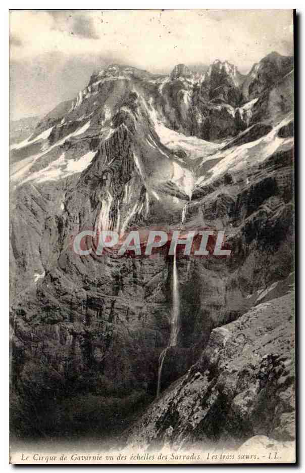 CPA Le cirque de Gavarnie vu des echelles des SArrades Les trois soeurs
