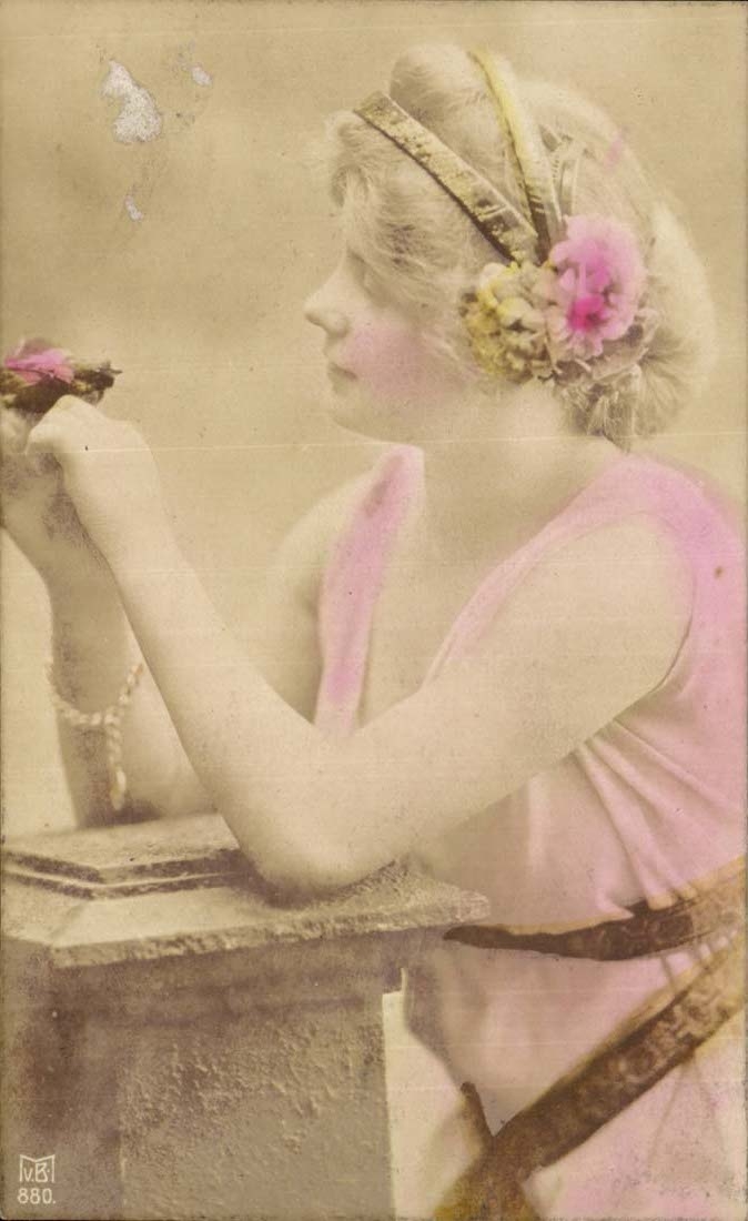CPA Fantaisie Femme