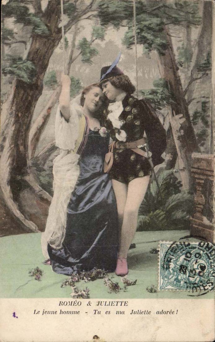 CPA Fantaisie Romeo et Juliette Le jeune homme tu es ma Juliette adoree (enfants theatre)