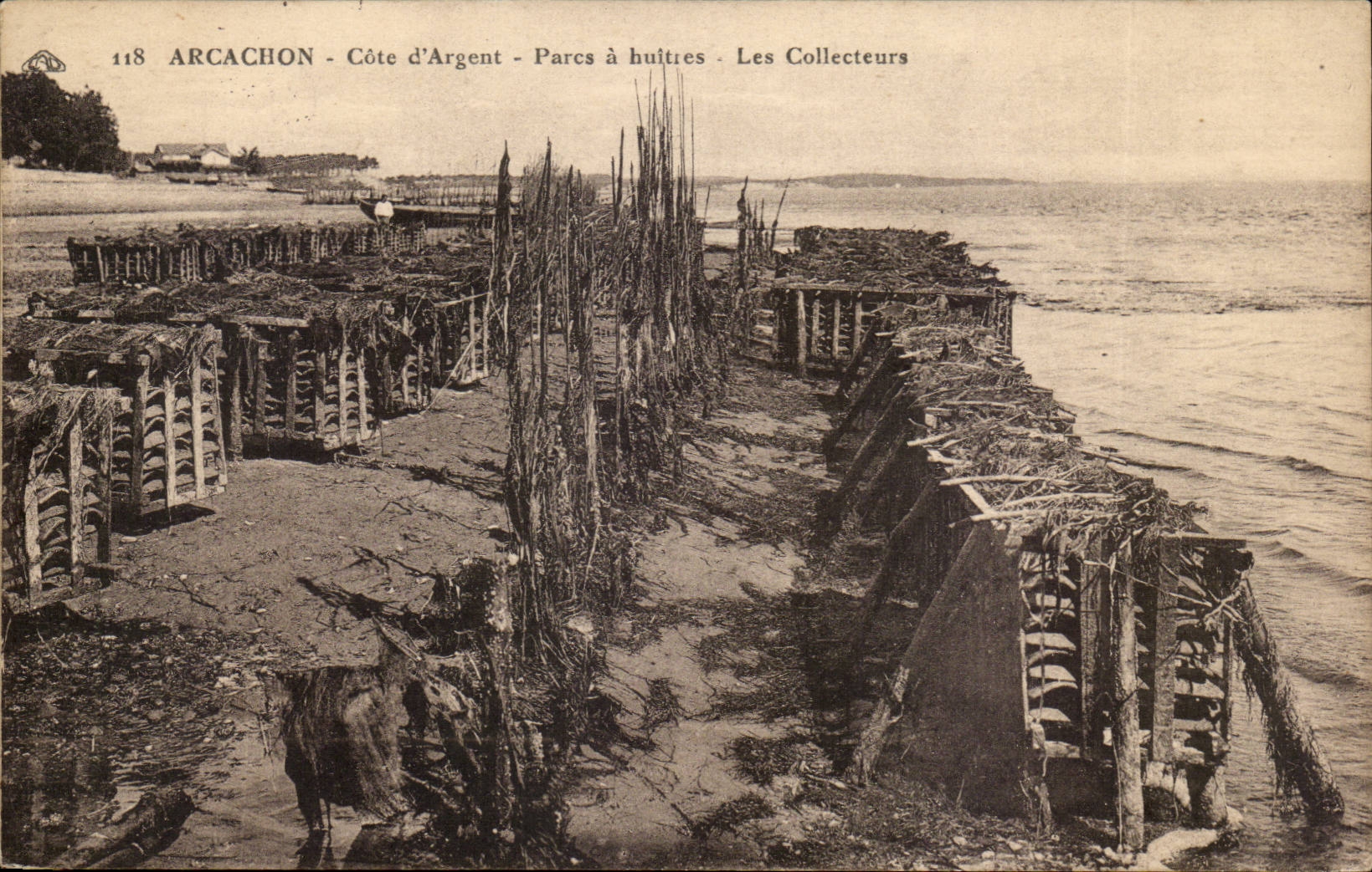 Arcachon - Côte d'Argent - Parcs à huîtres - Les Collecteurs