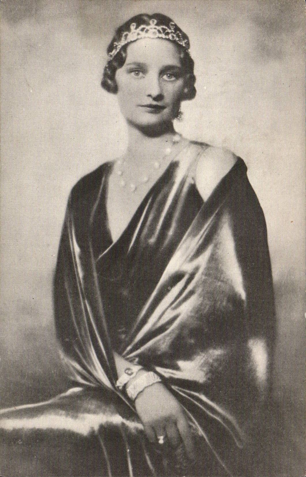 S.M. Astrid, Reine des Belges — Hommage à la Belgique — A.C.P.A. Paris