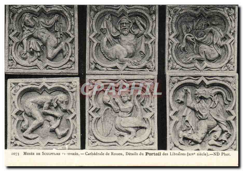 CPA Musee de sculpture comparee Cathedrale de Rouen Details du portail des libraires (library)