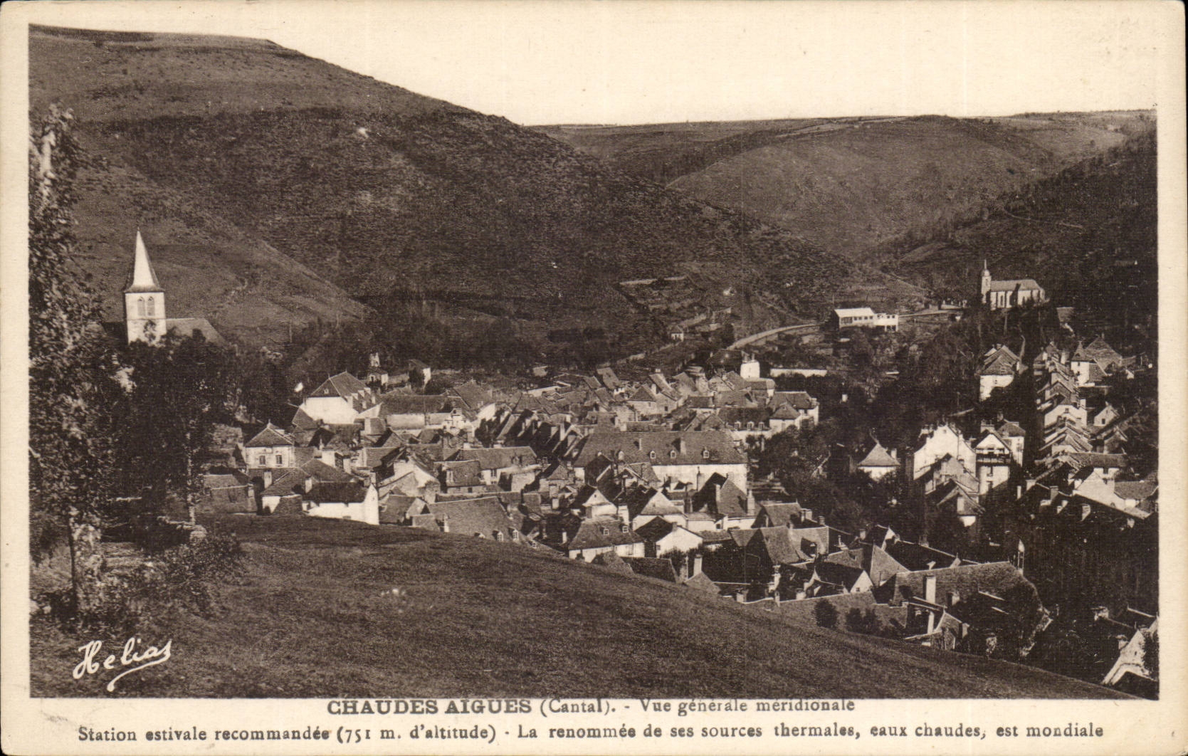 Cantal - Chaudes Aigues - Vue Generale meridionale - Station estivale recommandee 751 m d'alt CPA 