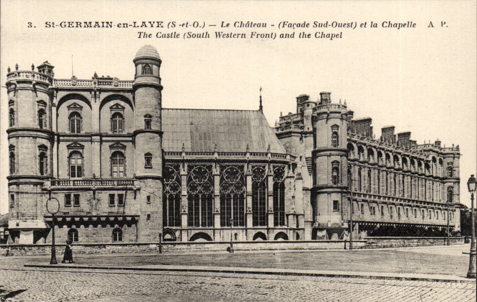 St-GERMAIN-en-LAYE (S-et-O.) — Le Château (Façade Sud-Ouest) et la Chapelle — A. Papeghin, Paris-Tours