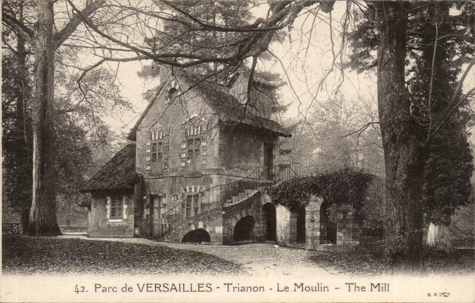 Versailles CPA TRianon Moulin Mill