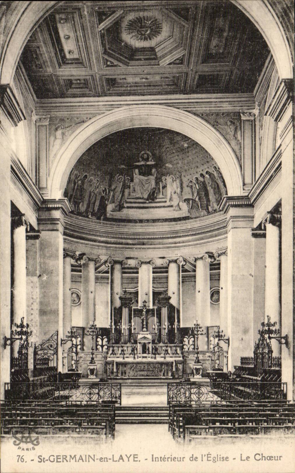 Saint Germain en Laye CPA Interieur de l'eglise Le choeur