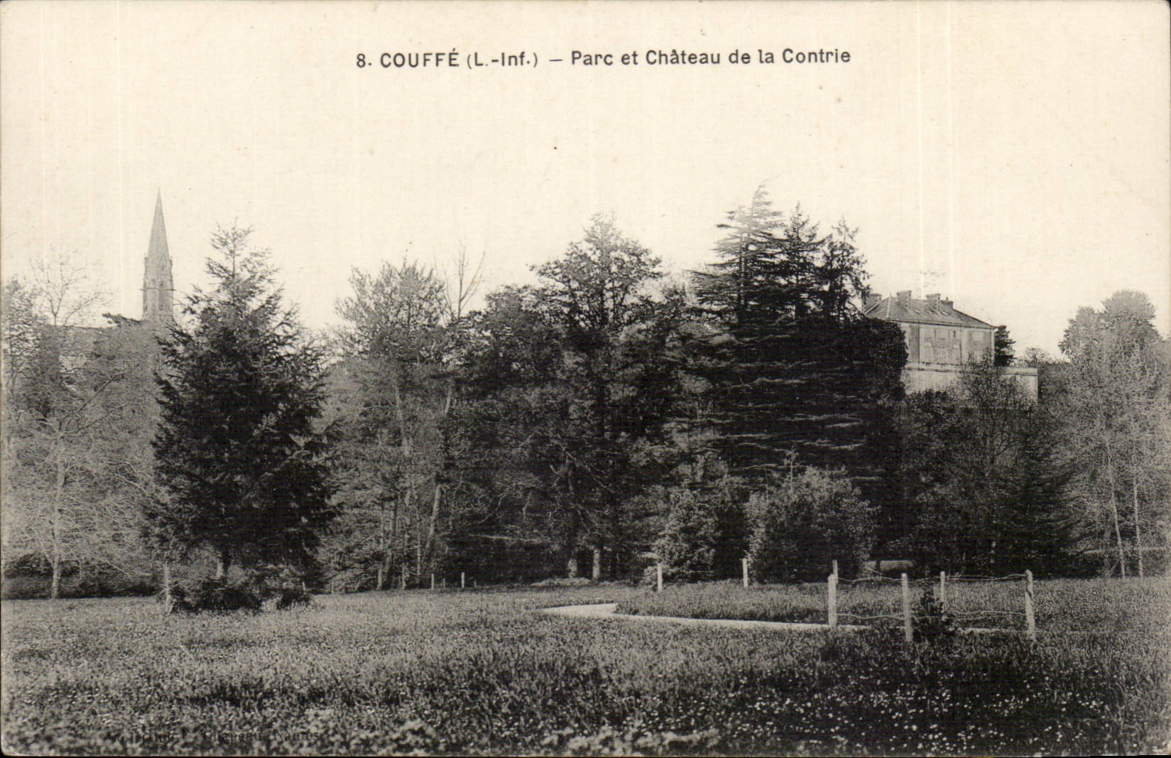 Couffe CPA Parc et chateau de la Contrie