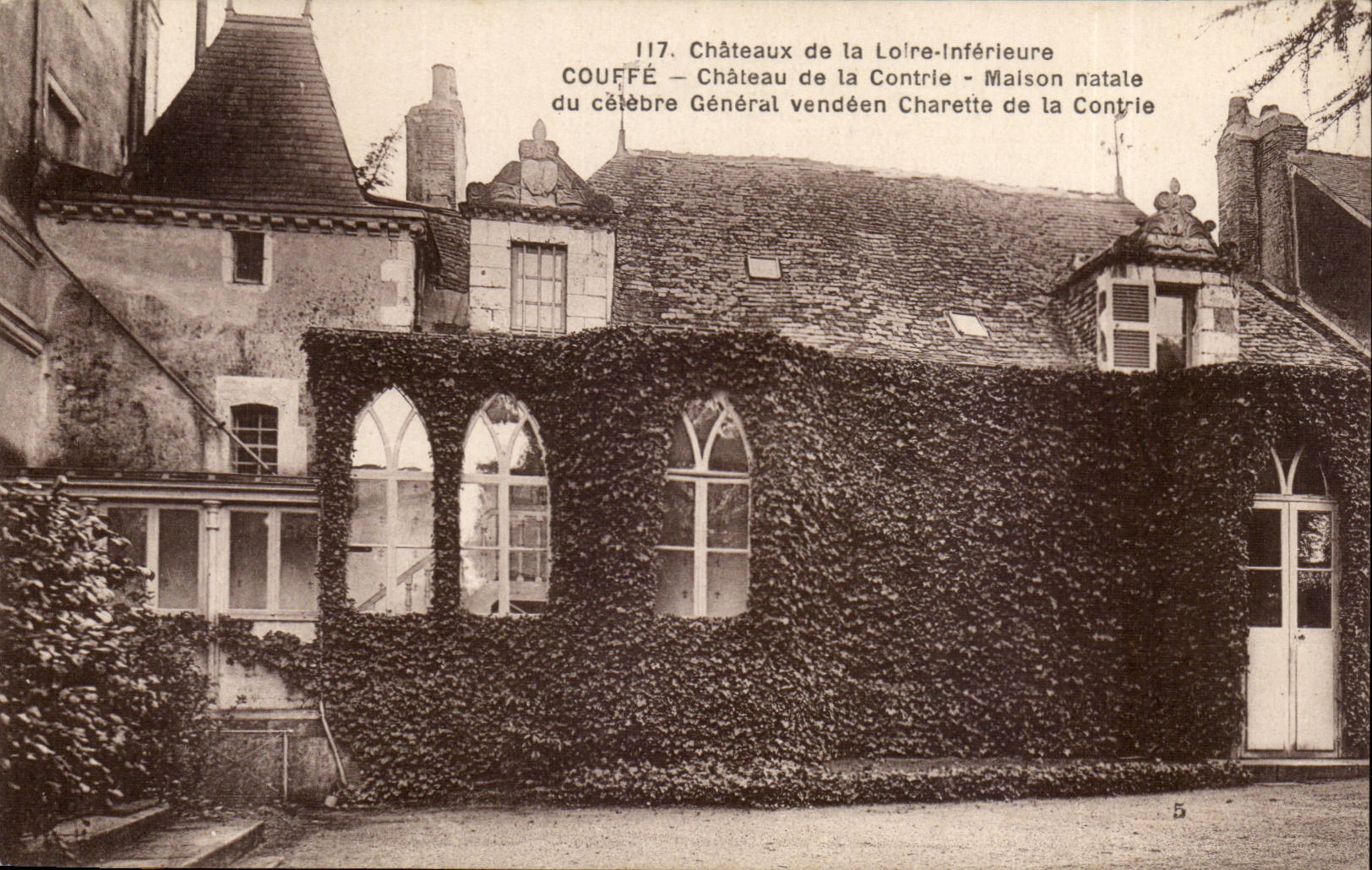 Couffe CPA Chateau de la Contrie Maison natale du celebre general vendeen Charette de la Contrie