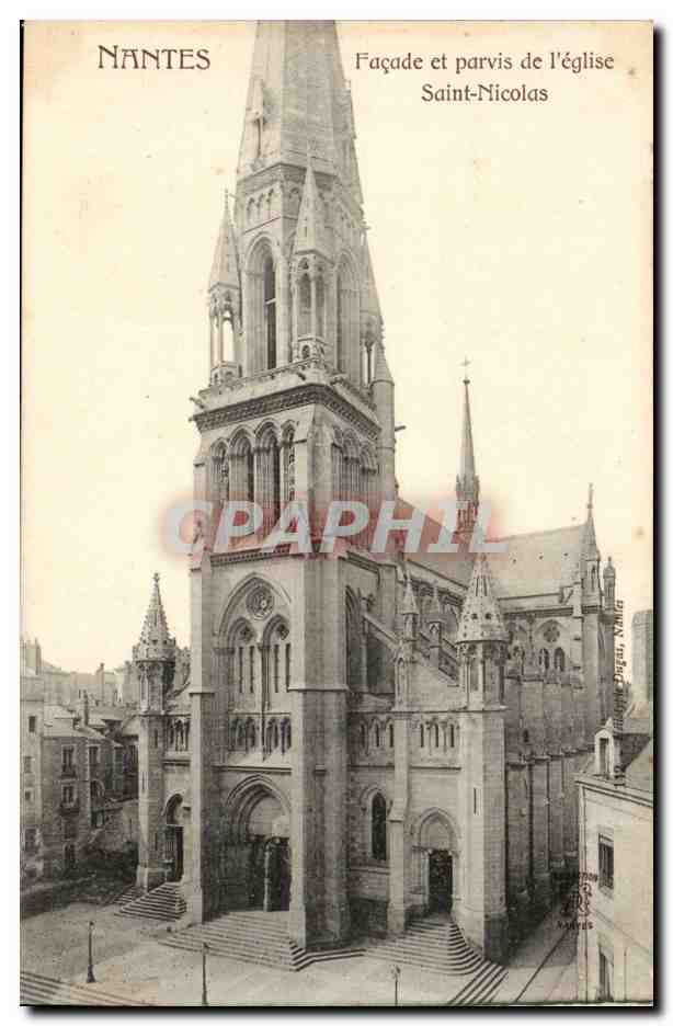 Nantes CPA Facade et parvis de l'eglise Saint Nicolas