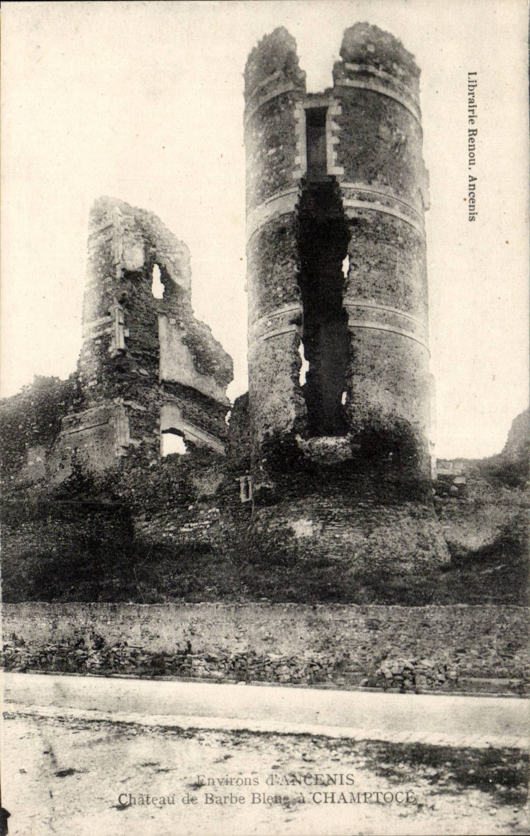 Environs d'Ancenis CPA Chateau de Barbe bleue a Champtoce