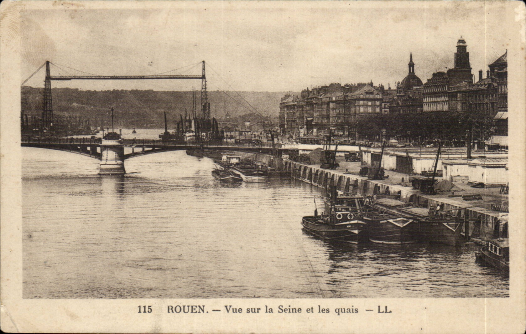 Rouen CPA Vue sur la S€Œeine et les quais
