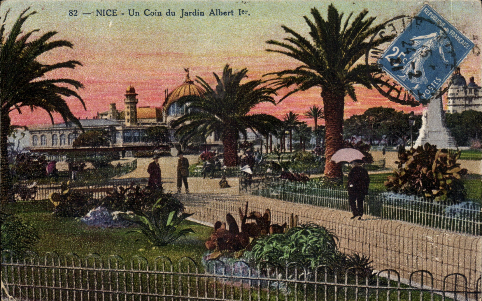 Nice CPA Un coin du jardin Albert 1er