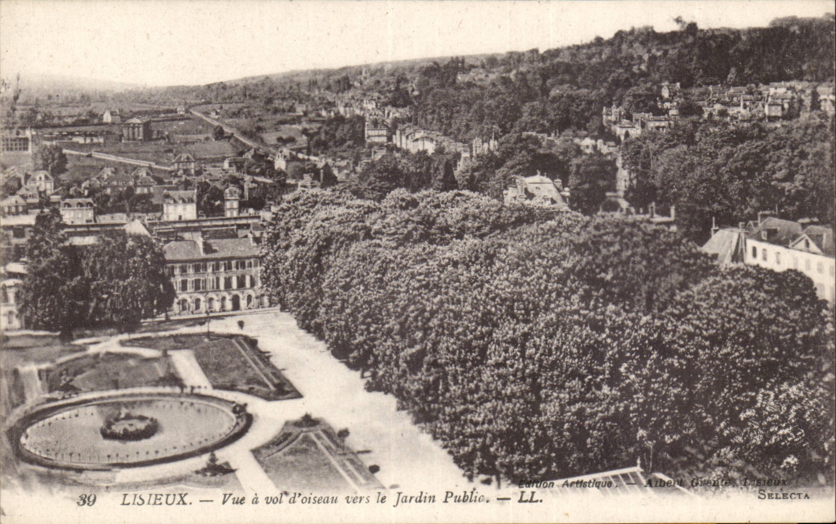 Lisieux CPA Vue a vol d'oiseau vers le jardin public