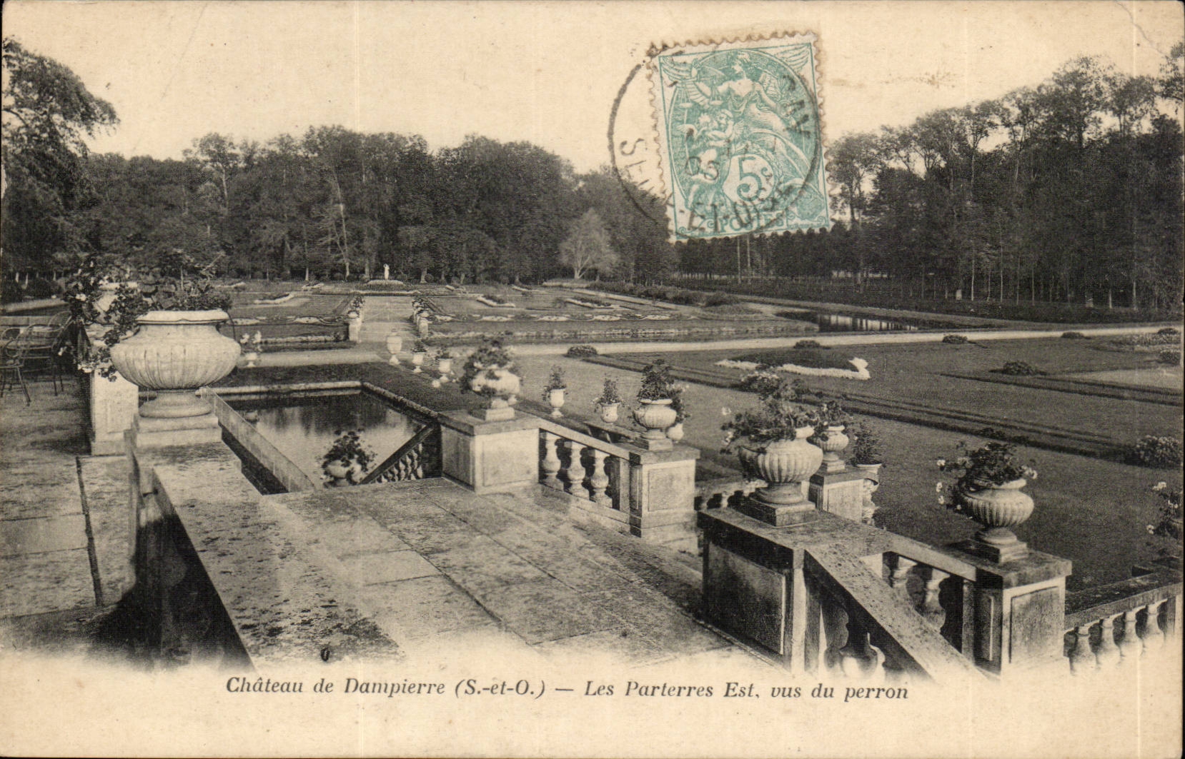 CPA Chateau de Dampierre Les parterres Est vus du perron