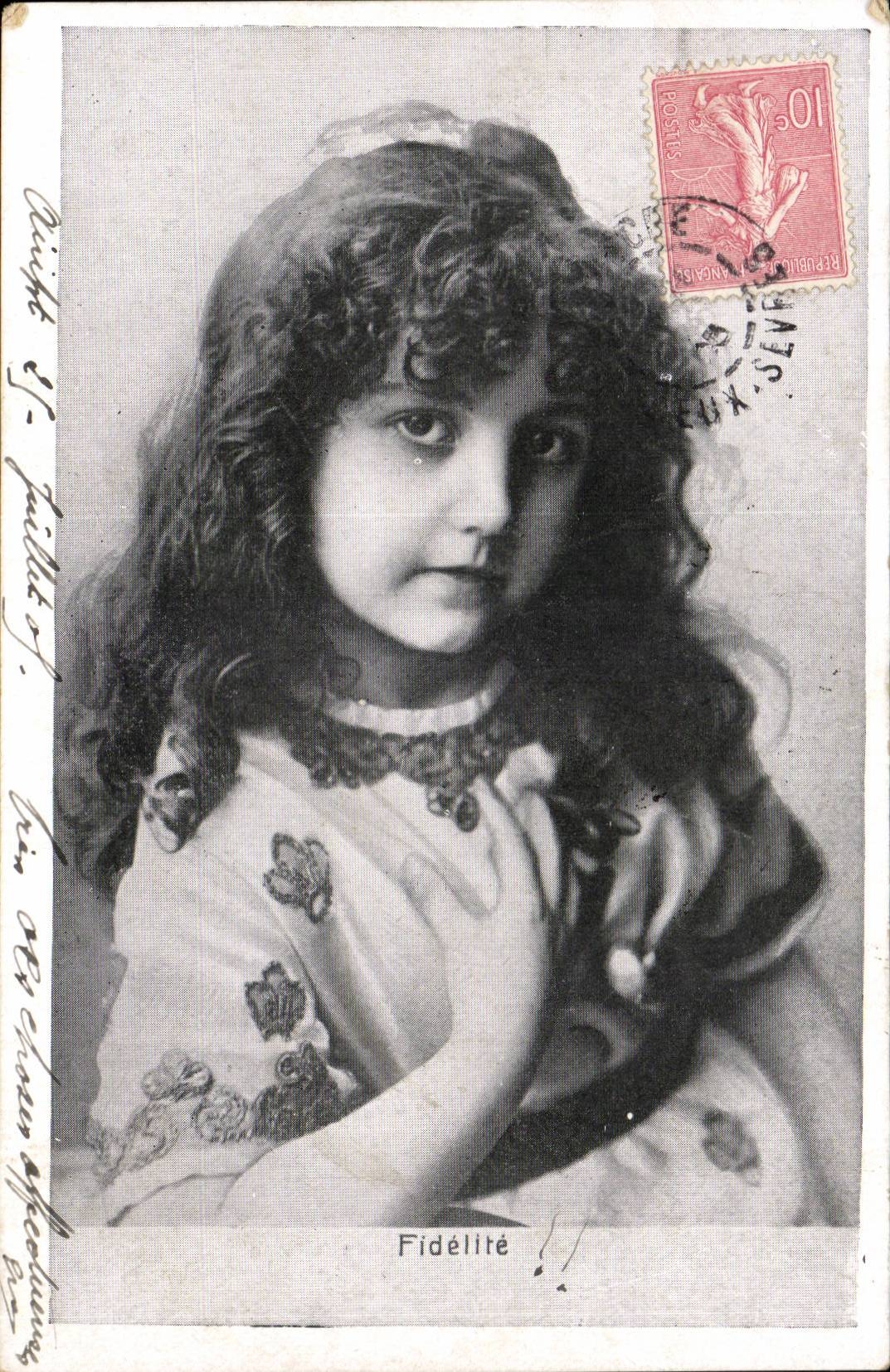 Fidélité — Portrait d'une petite fille — Éditeur inconnu, n° de série non visible