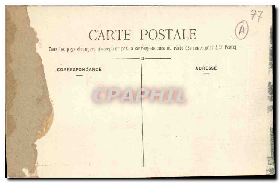 La Ferte sous Jouarre CPA La place de l'hotel de ville vue a vol d'oiseau — Verso