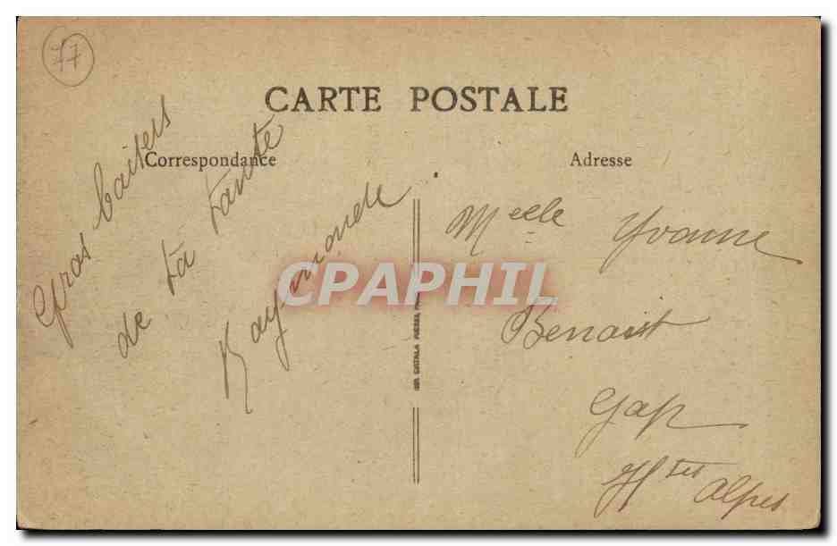 Crécy-en-Brie (S.-et-M.) — La Tour de l'Église (XIIIe s.) — D. R. PARIS 200 — Verso