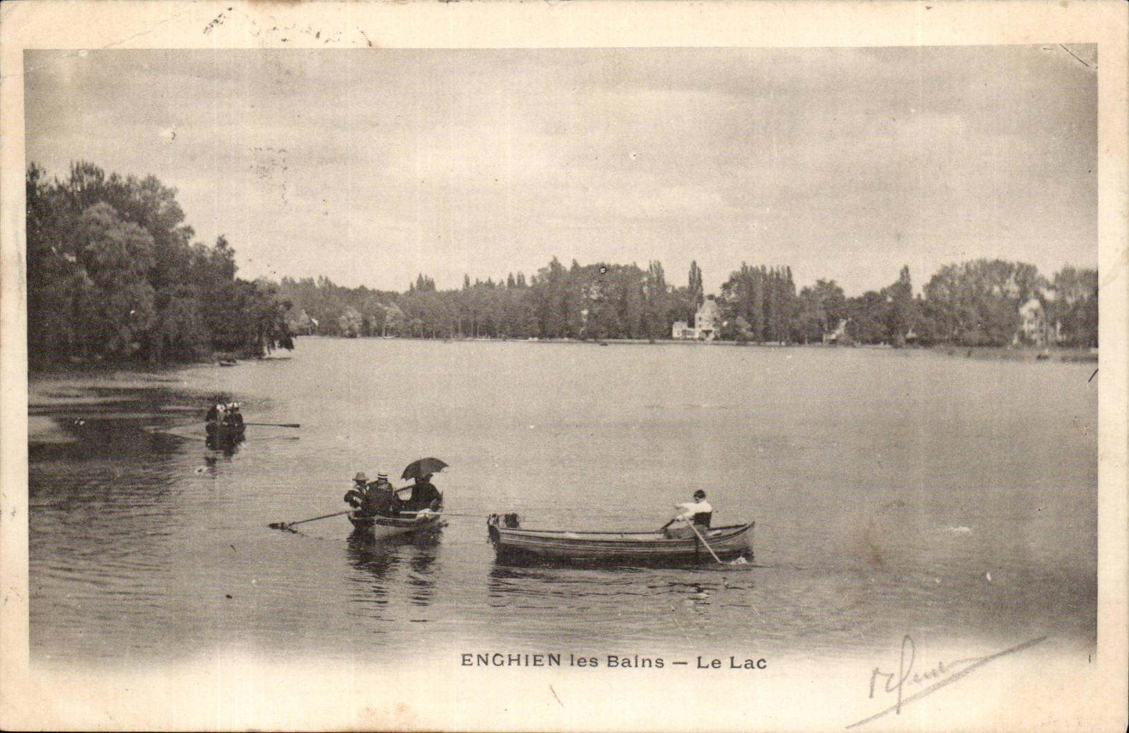 Enghien les Bains CPA Le lac (barque)