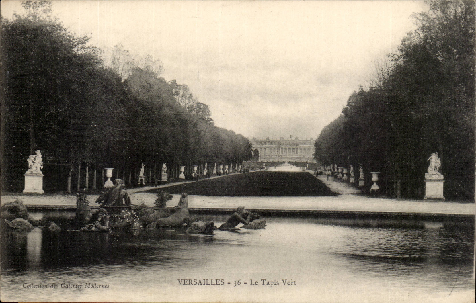 Versailles — Le Tapis Vert — Collection des Galeries Modernes n°36
