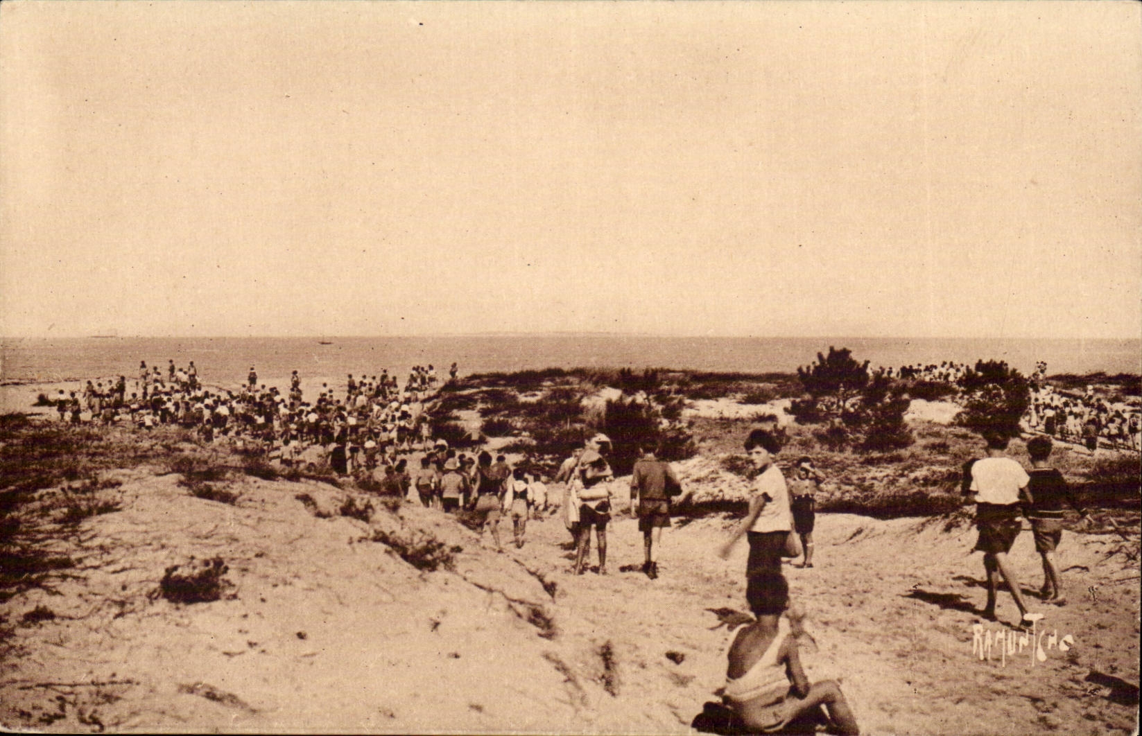 Ile d'oleron CPA Maison heureuse L'arrivee a la plage (enfants)