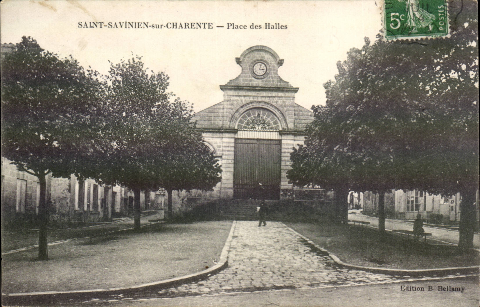 Saint SAvien sur Charente CPA Place des halles
