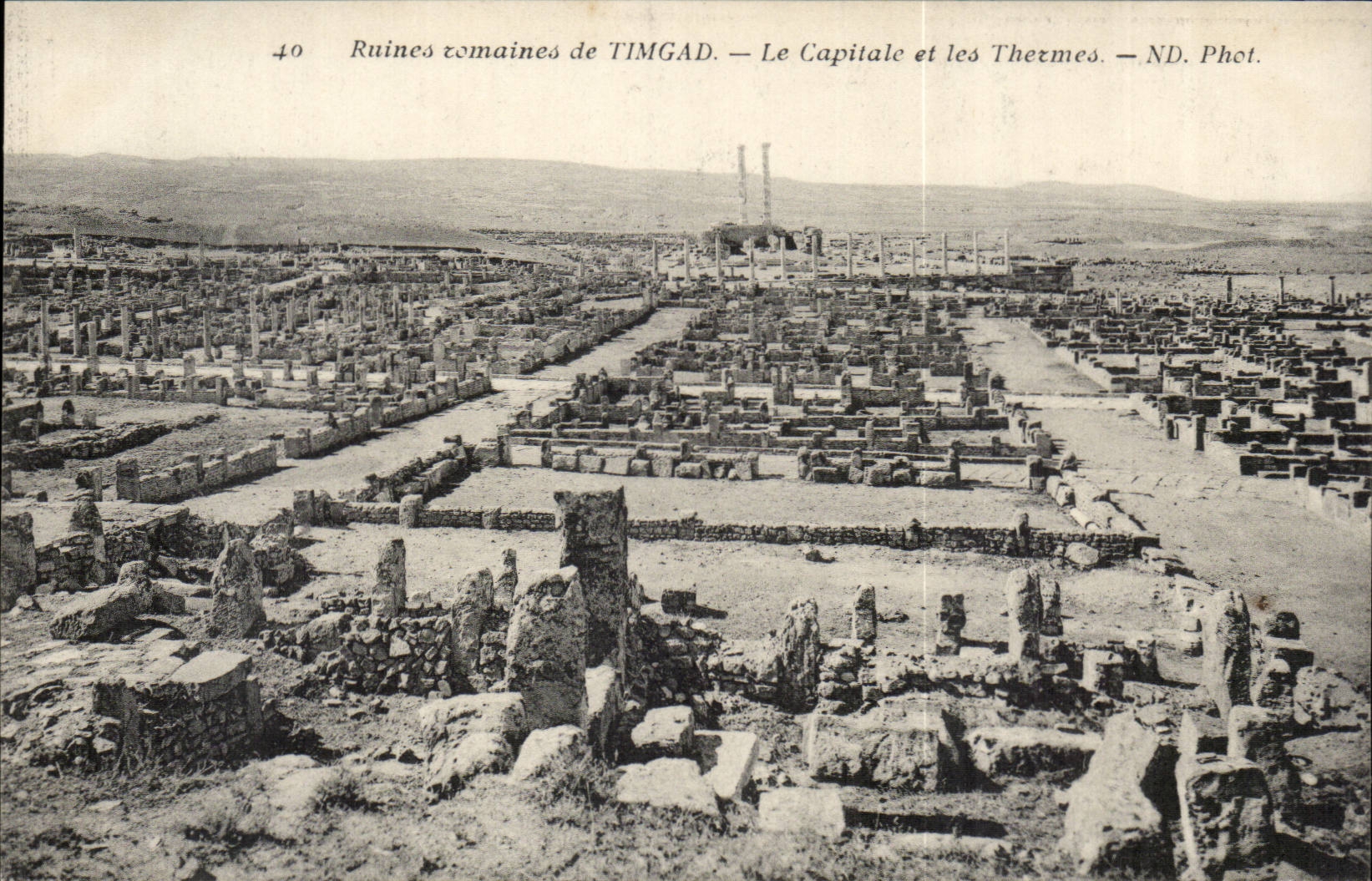Algerie CPA Ruines romaines de Timgad Le capitole et les thermes 
