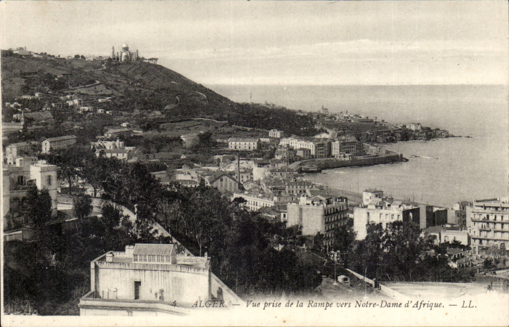 Algér — Vue prise de la Rampe vers Notre-Dame d'Afrique — LL.